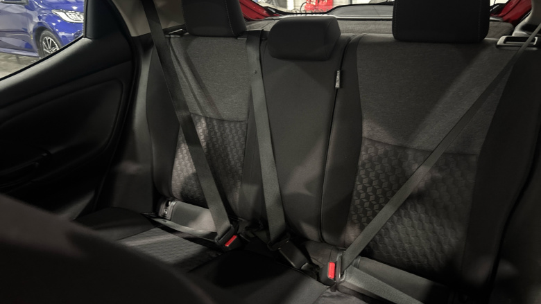 Toyota Yaris 1.5 Hybrid Design 5dr CVT Hybrid Hatchback